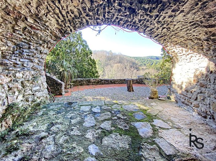 Image No.8-2 Bed House for sale