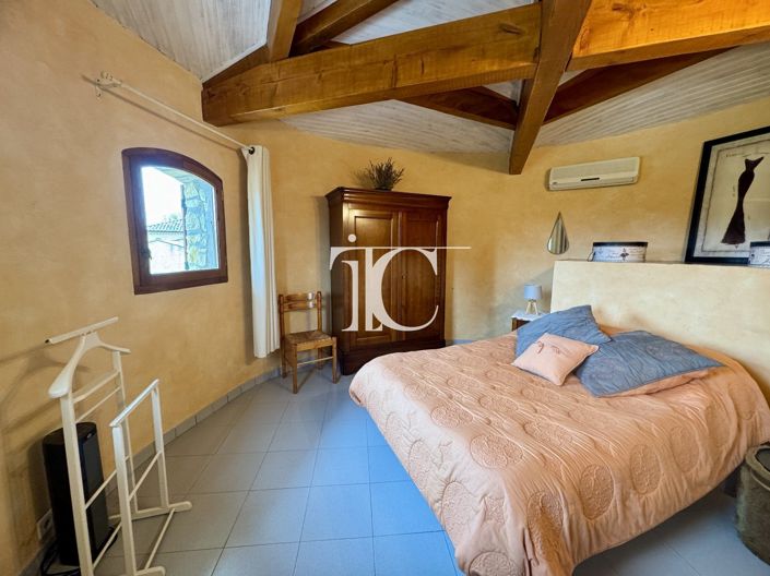 Image No.13-3 Bed House for sale