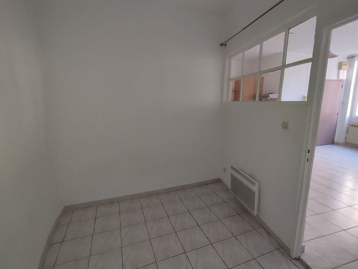 Image No.6-House for sale