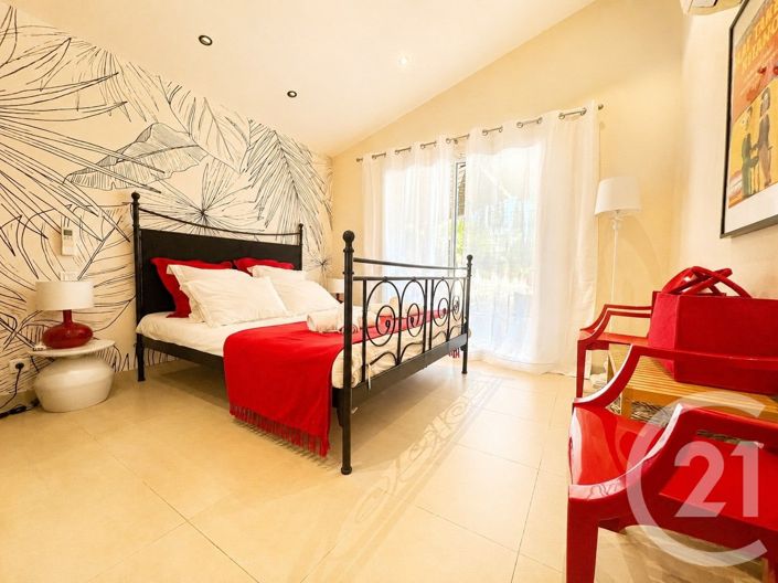 Image No.10-5 Bed House for sale