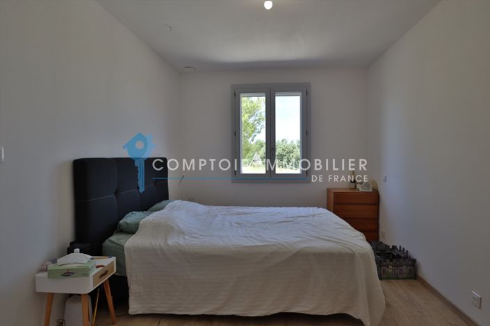 Image No.10-4 Bed House for sale