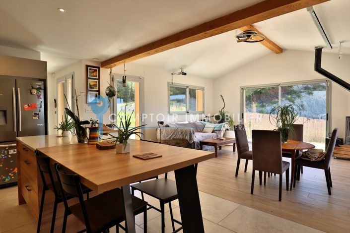 Image No.21-4 Bed House for sale
