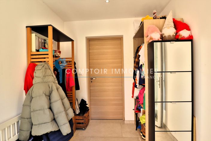 Image No.23-4 Bed House for sale
