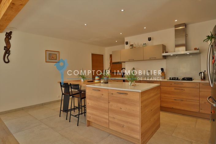 Image No.5-4 Bed House for sale