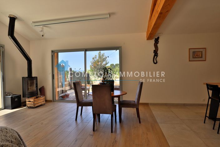 Image No.7-4 Bed House for sale