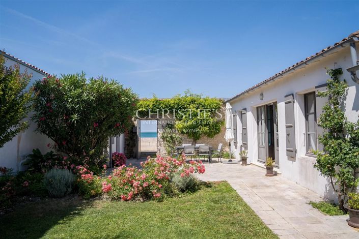 Image No.2-7 Bed House for sale