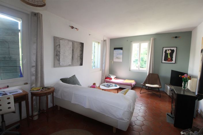 Image No.3-3 Bed House for sale