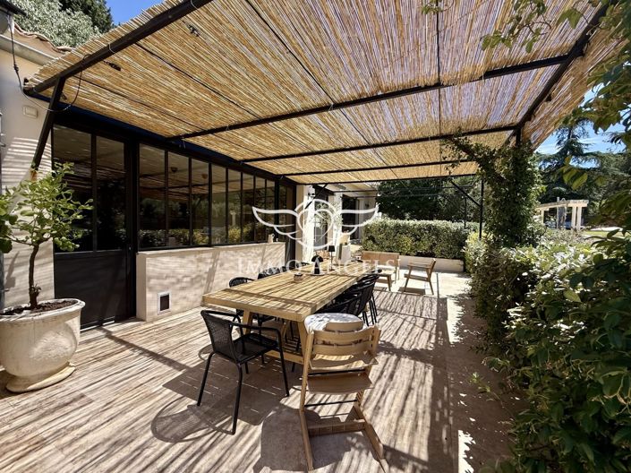 Image No.3-4 Bed House for sale