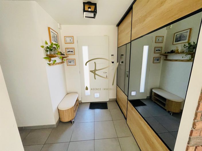 Image No.4-3 Bed House for sale