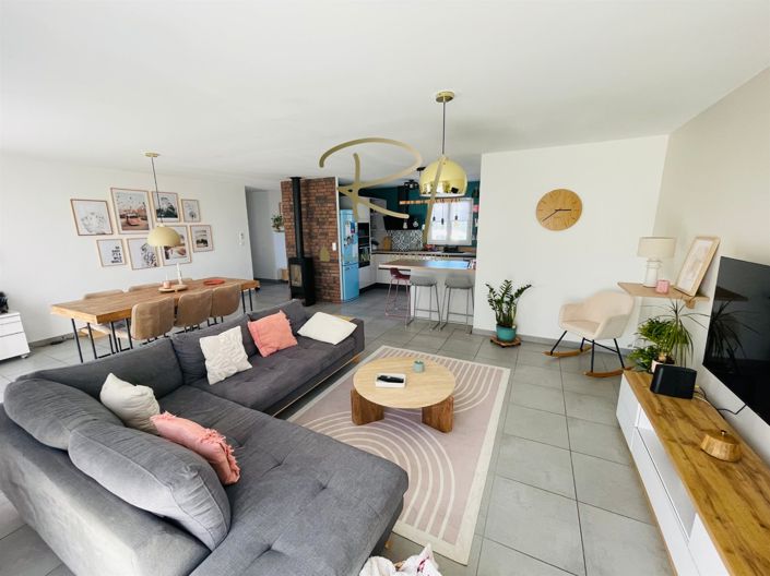 Image No.5-3 Bed House for sale