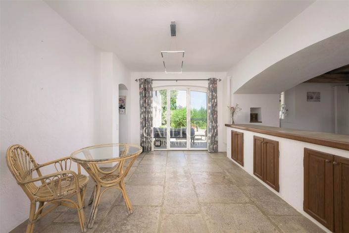 Image No.15-7 Bed House for sale
