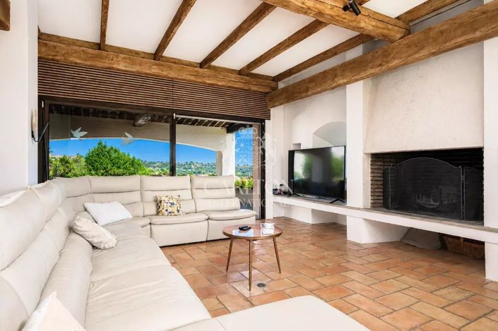 Image No.6-7 Bed House for sale