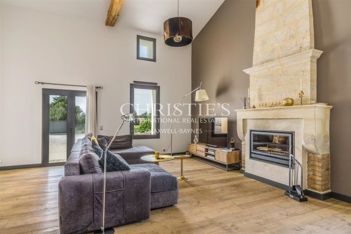 Image No.5-4 Bed House for sale