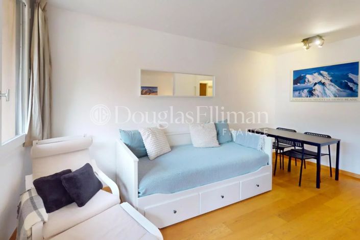 Image No.10-1 Bed Apartment for sale