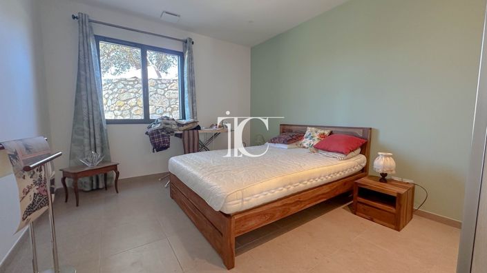 Image No.10-2 Bed House for sale