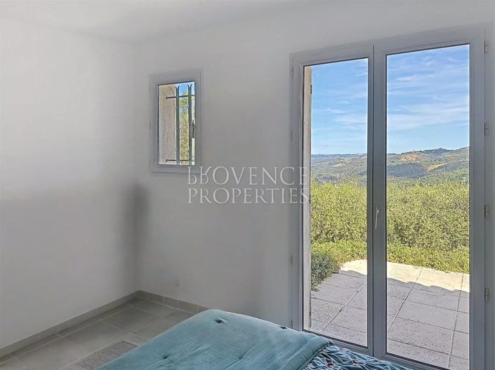 Image No.10-4 Bed House for sale