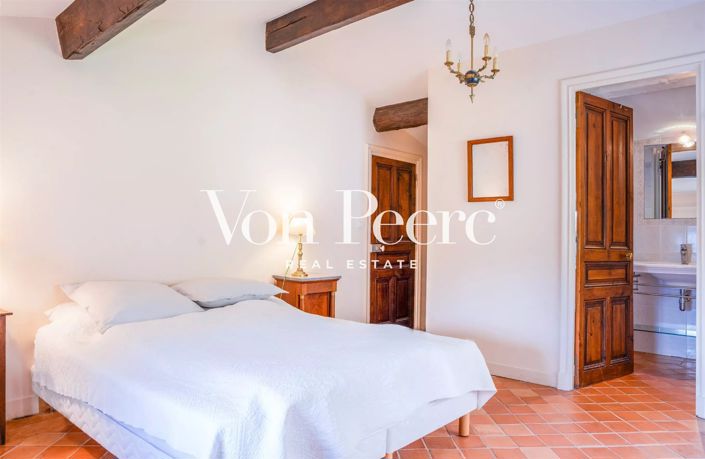Image No.12-5 Bed House for sale