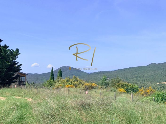 Image No.11-6 Bed House for sale