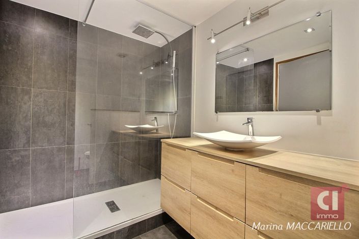 Image No.14-3 Bed Apartment for sale