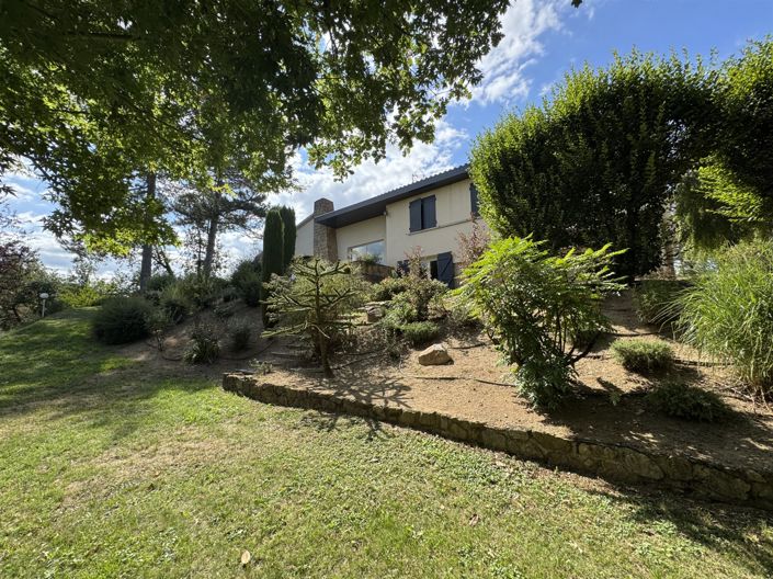 Image No.2-4 Bed House for sale