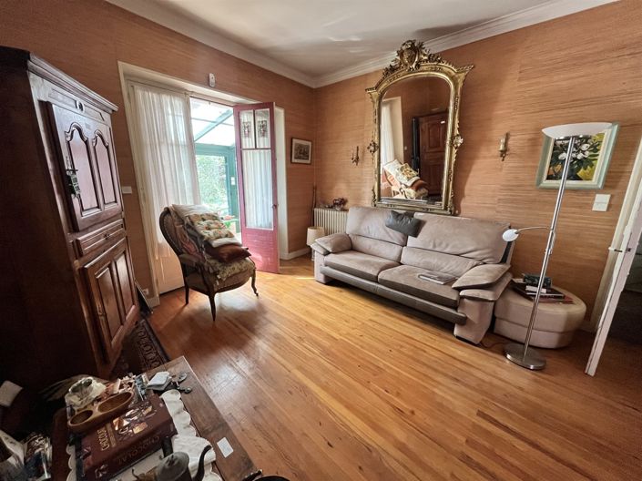 Image No.3-2 Bed House for sale