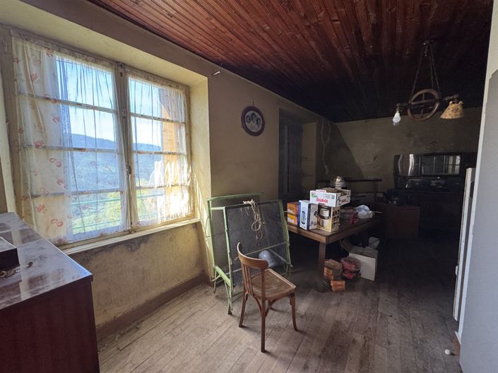 Image No.6-3 Bed House for sale