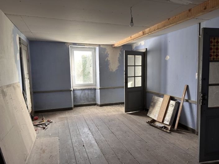 Image No.3-6 Bed House for sale