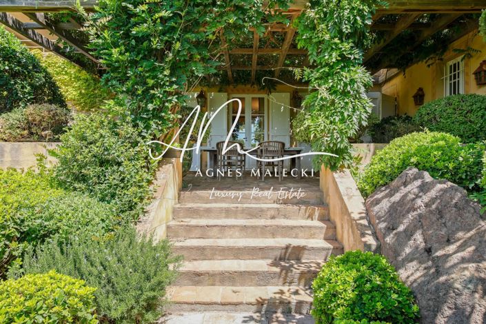 Image No.4-7 Bed House for sale