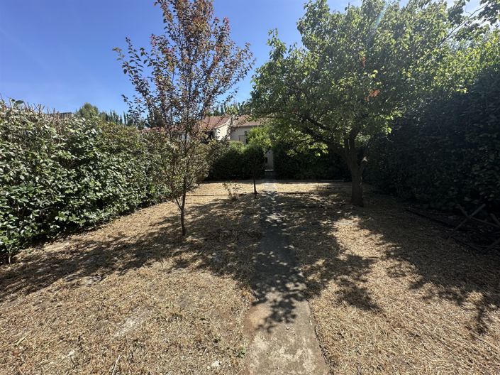 Image No.8-2 Bed House for sale