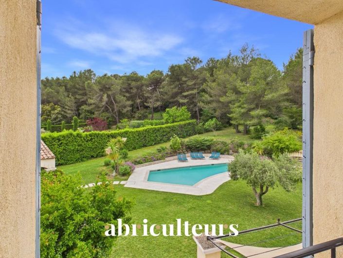 Image No.2-5 Bed House for sale