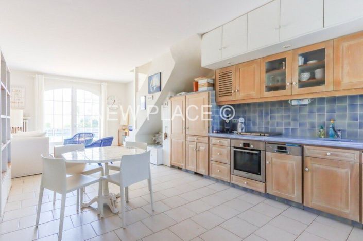 Image No.4-2 Bed House for sale