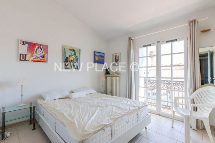 Image No.6-2 Bed House for sale