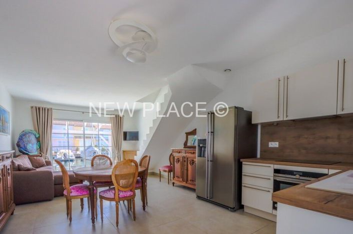 Image No.3-2 Bed House for sale