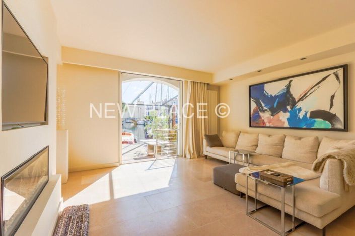 Image No.4-5 Bed House for sale