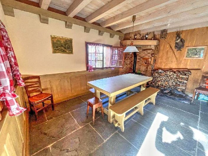 Image No.4-2 Bed House for sale
