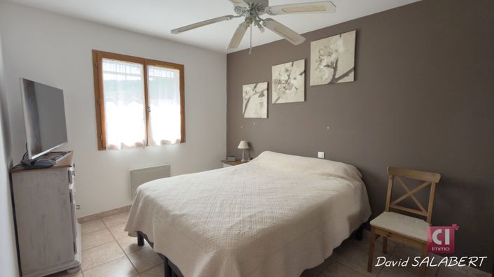 Image No.11-3 Bed House for sale