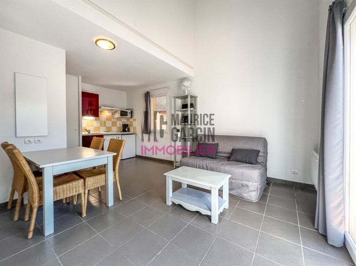 Image No.3-1 Bed House for sale