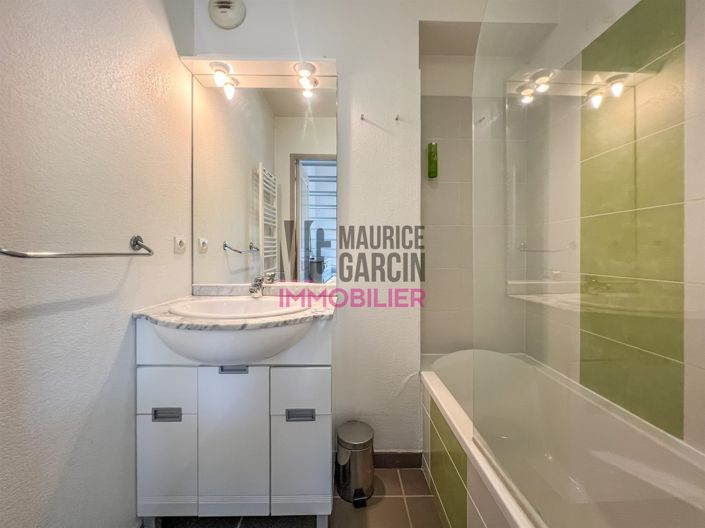 Image No.7-1 Bed House for sale