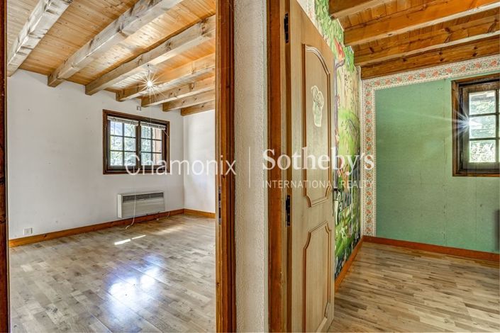 Image No.13-4 Bed House for sale