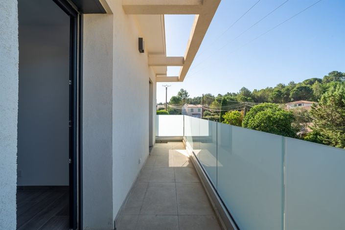 Image No.13-3 Bed House for sale