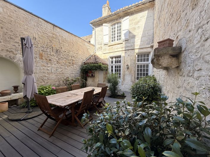 Image No.2-4 Bed House for sale
