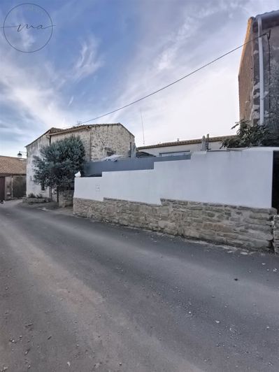 Image No.12-2 Bed House for sale