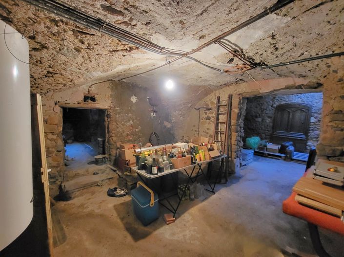 Image No.16-3 Bed House for sale