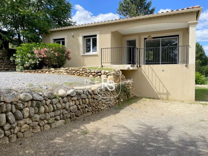 Image No.11-3 Bed House for sale