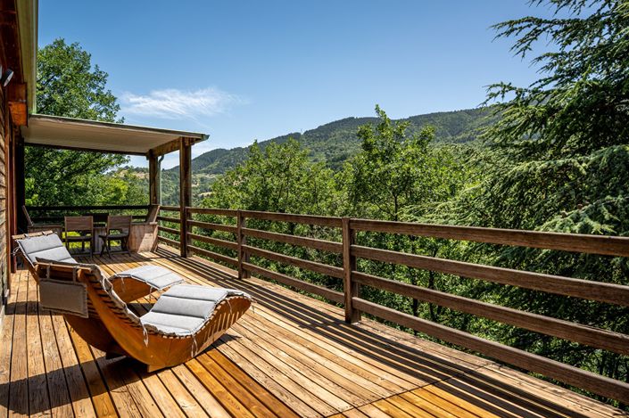 Image No.2-4 Bed House for sale