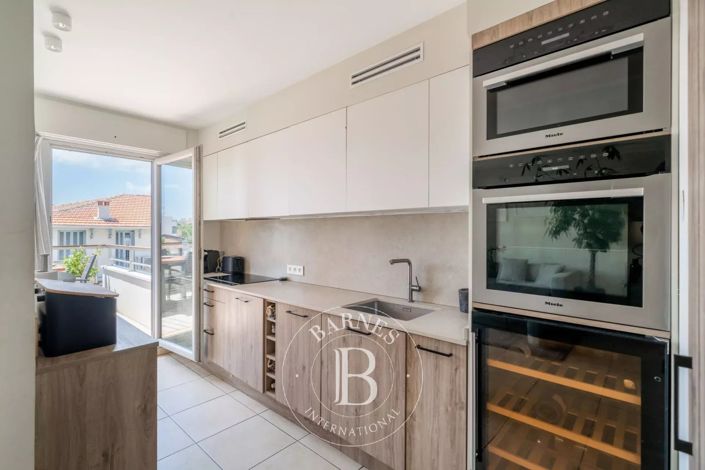 Image No.5-2 Bed Apartment for sale