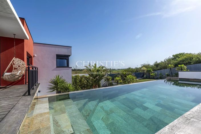 Image No.3-5 Bed House for sale