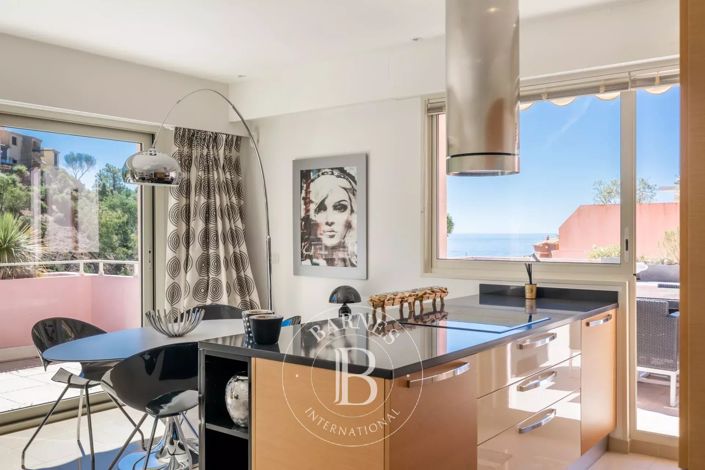 Image No.4-3 Bed Apartment for sale