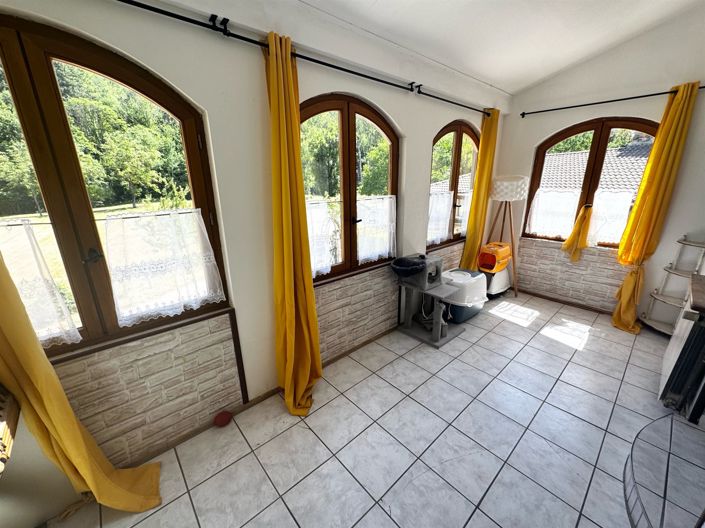 Image No.6-3 Bed House for sale