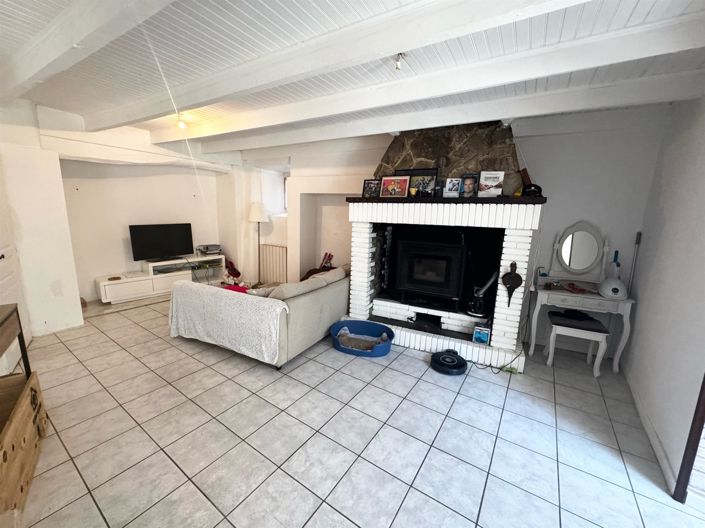 Image No.8-3 Bed House for sale